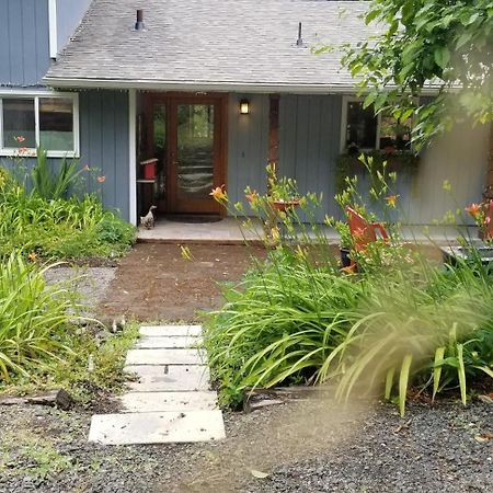 Creekside Bed And Breakfast Guest Room Deerhorn Esterno foto