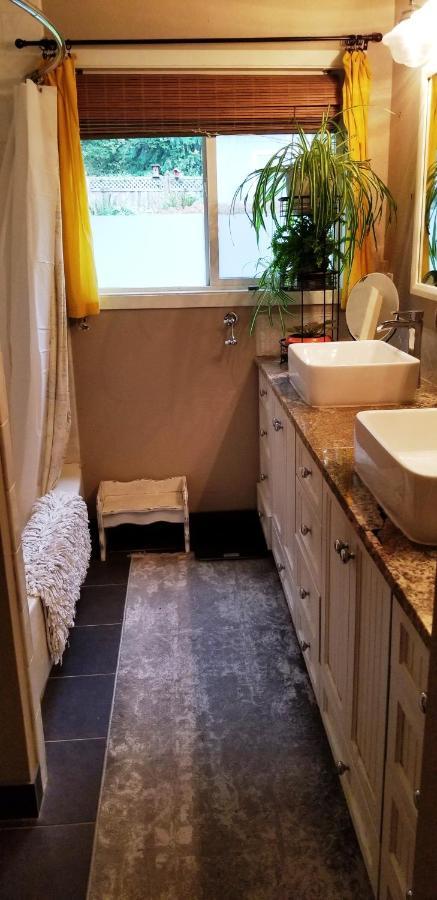 Creekside Bed And Breakfast Guest Room Deerhorn Esterno foto