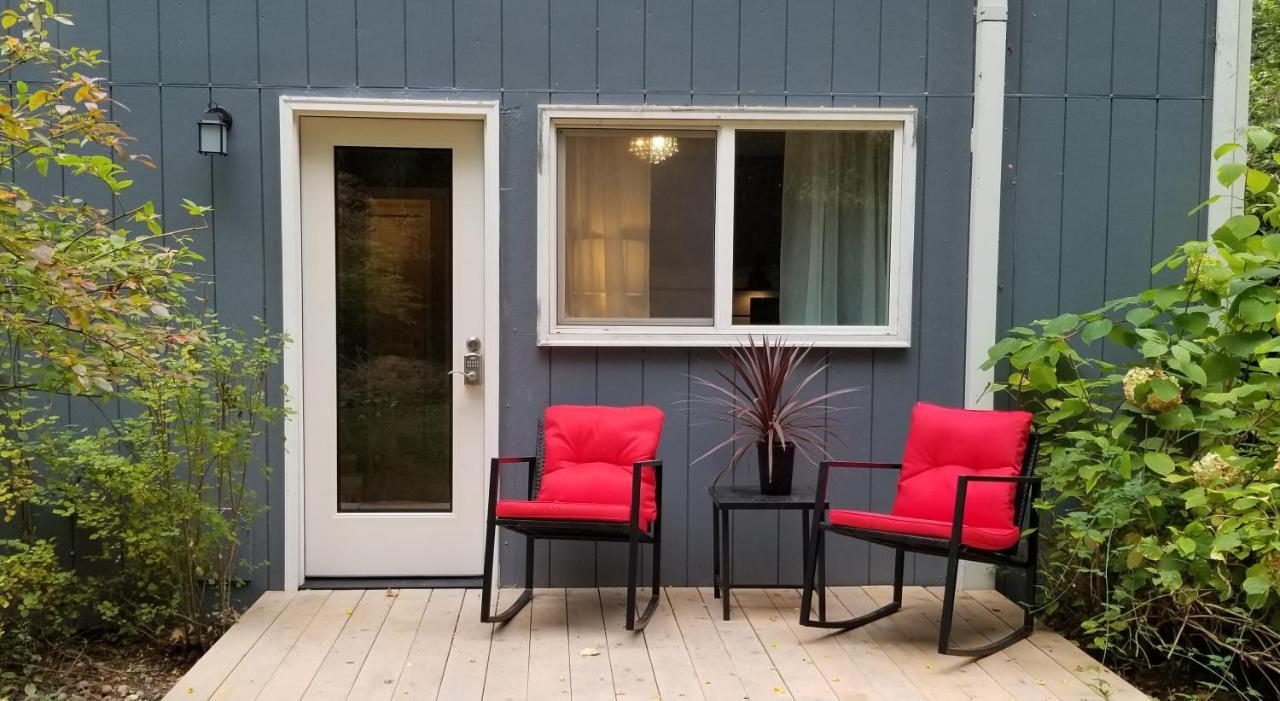 Creekside Bed And Breakfast Guest Room Deerhorn Esterno foto